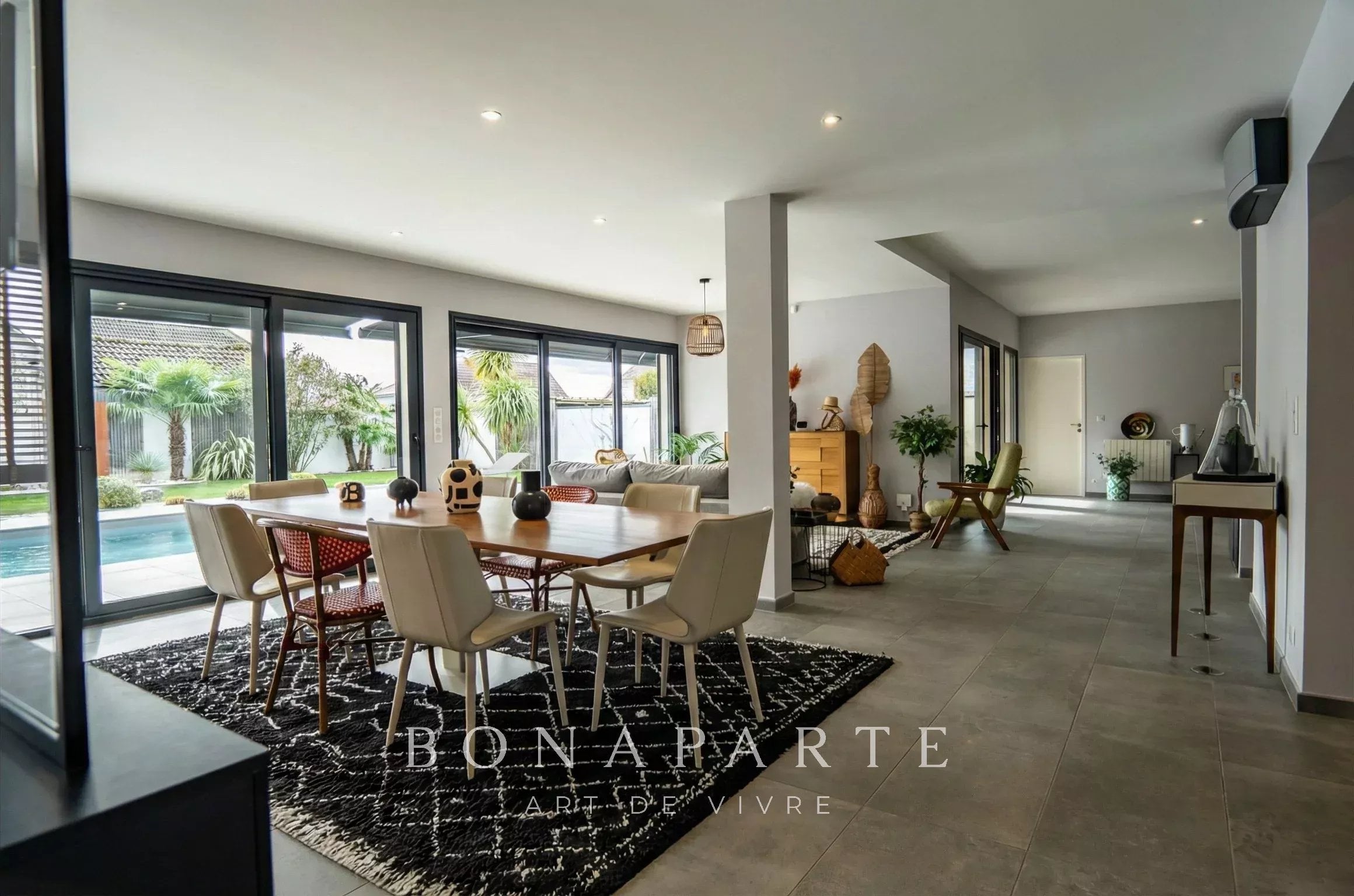 HAUT D'IDRON - VILLA CONTEMPORAINE - PRESTATIONS HAUT DE GAMME